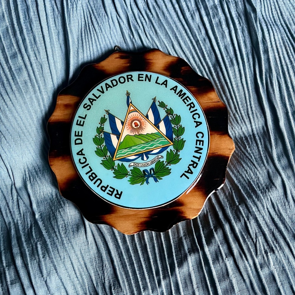 El Salvador wall plaque